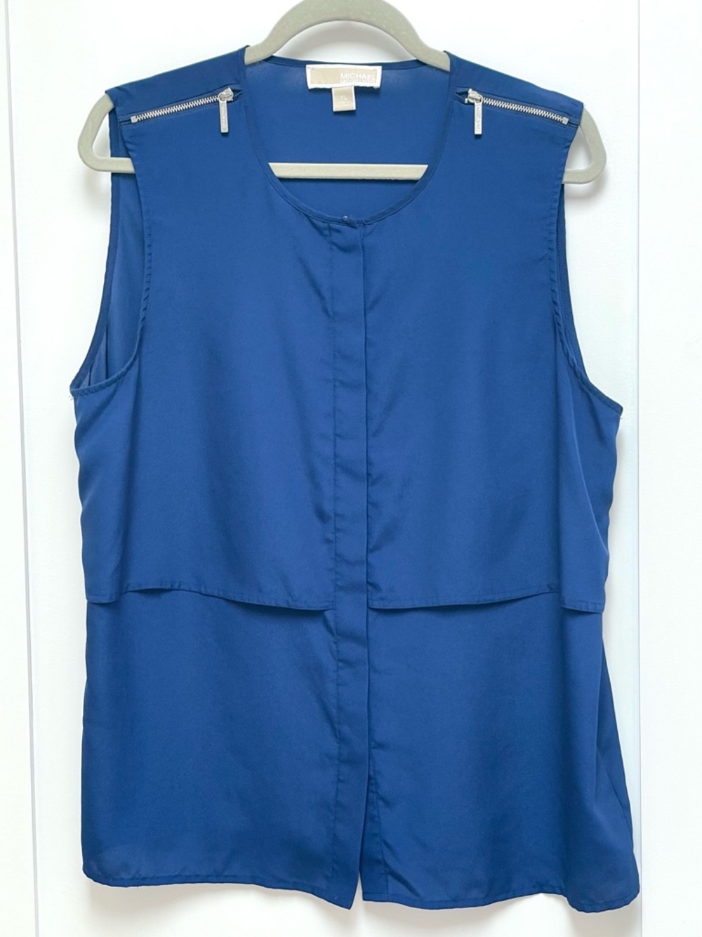 ☀️2/$20 Michael Kors Blue Sleeveless Boxy Blouse w Zipper Shoulder Design | EUC